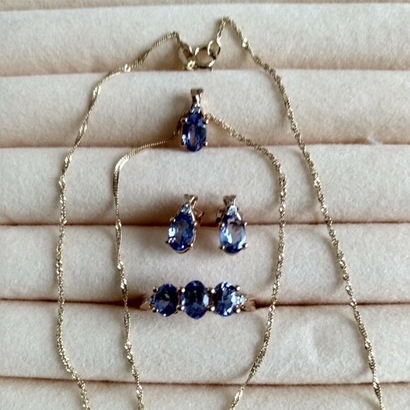 Vjl, jtv Jewelry - 10k solid gold tanzanite & diamond set